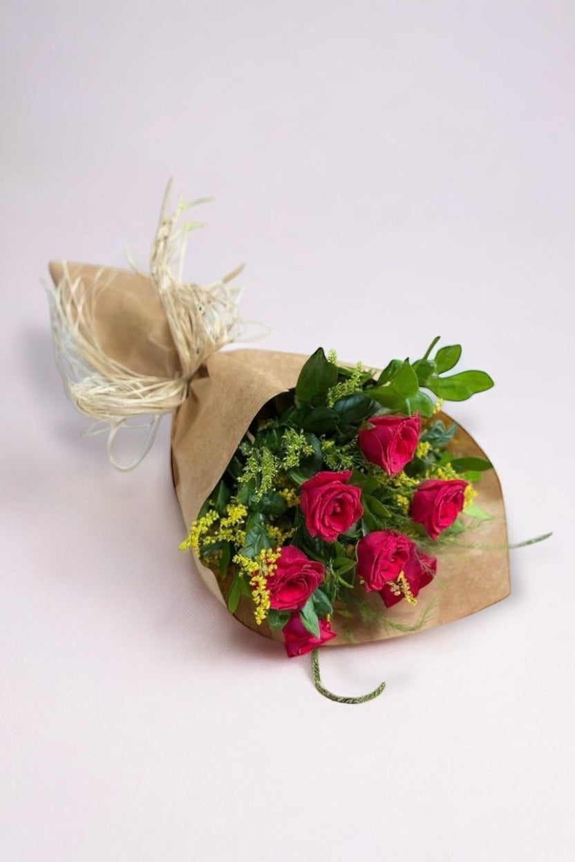 Cone de Rosas Vermelhas