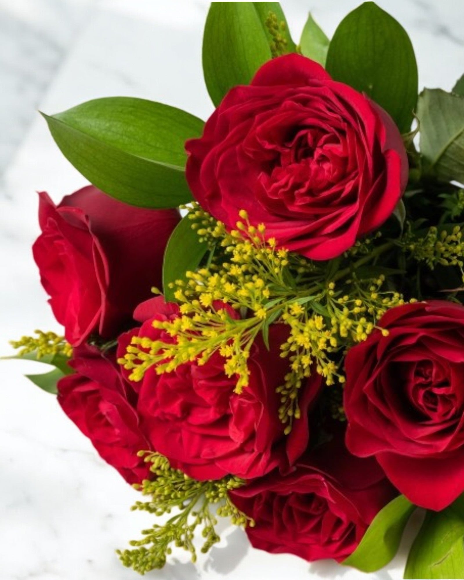 Cone de Rosas Vermelhas